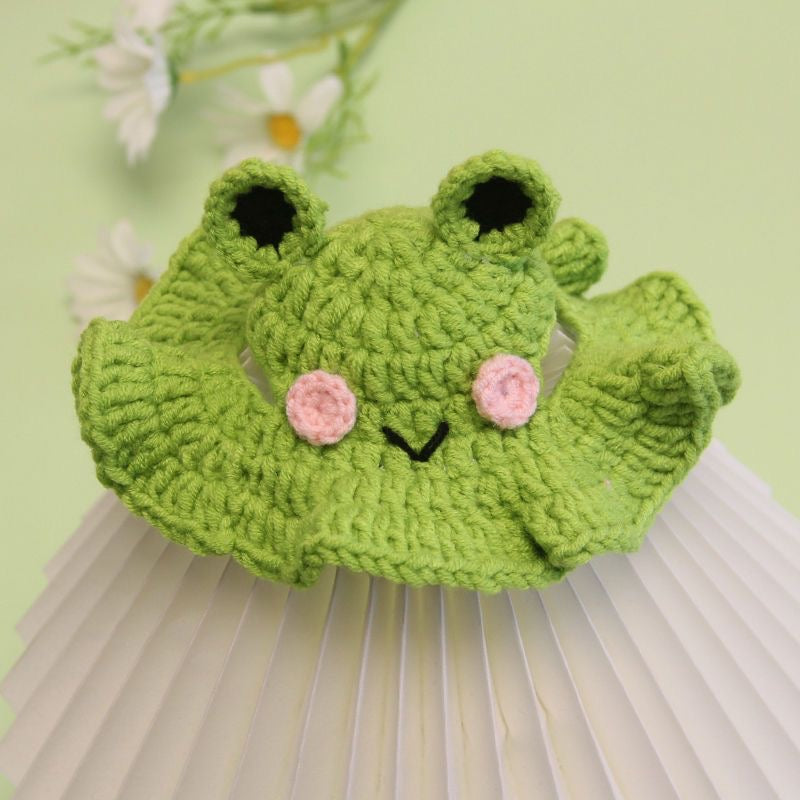 Cute Frog Knitted Hat